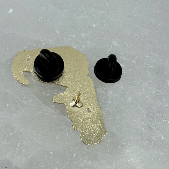 3/$15 Studio Ghibli My Neighbor Totoro Group Enamel Pin Brooch - Picture 5 of 5